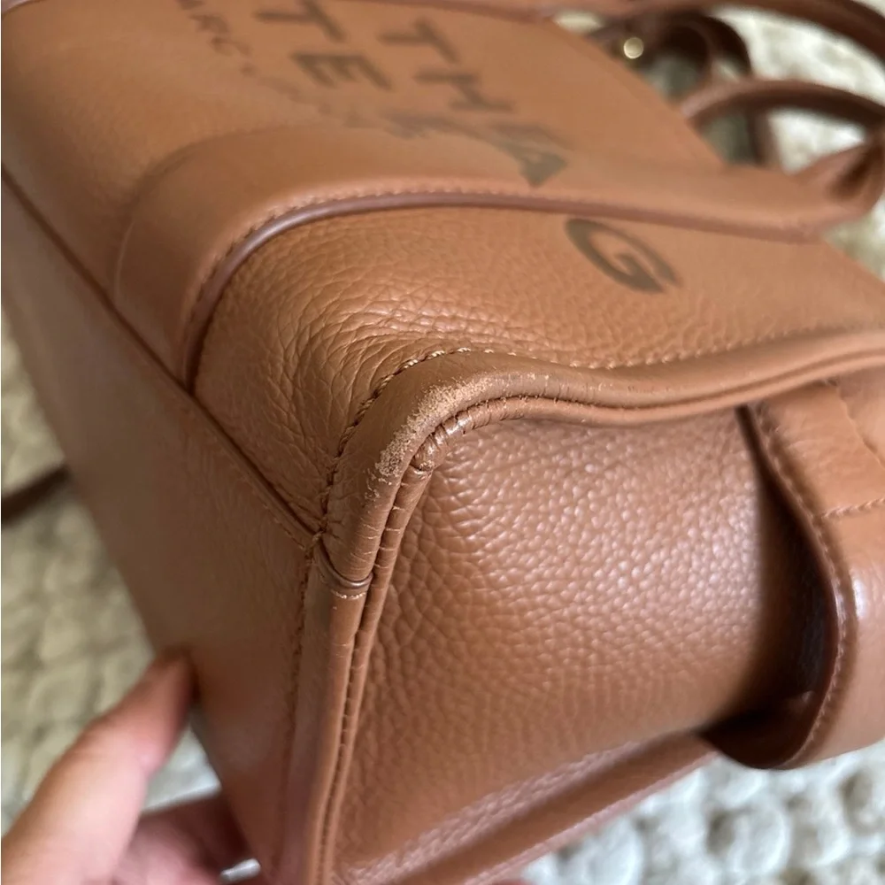 Marc Jacobs Tan Leather Tote Bag - Picture 7 of 8